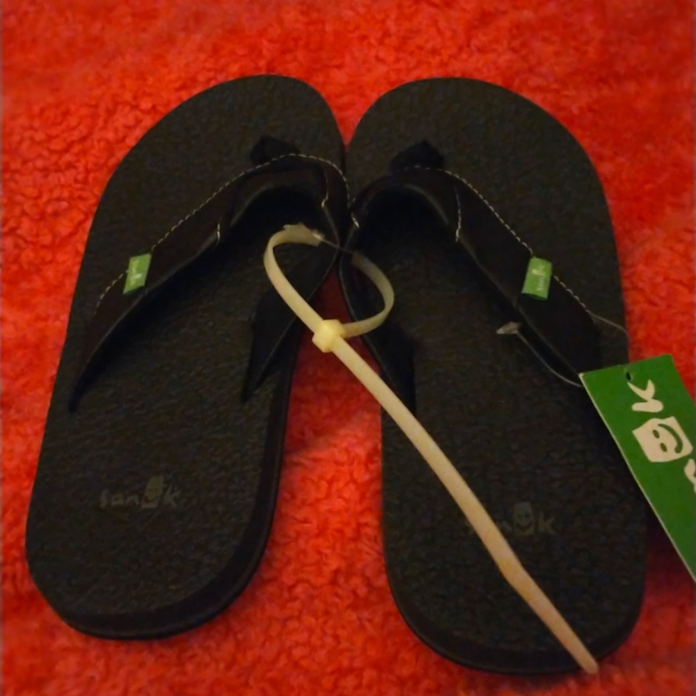 Sanuk rootbeer cozy junior sandal size 13-1